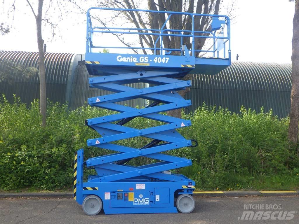 Genie GS4047 Nůžková zvedací plošina