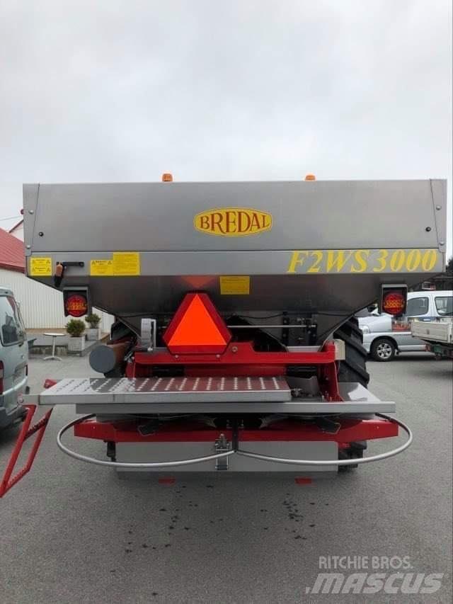 Bredal F2 WS 3000 Rozmetadlo minerálních hnojiv