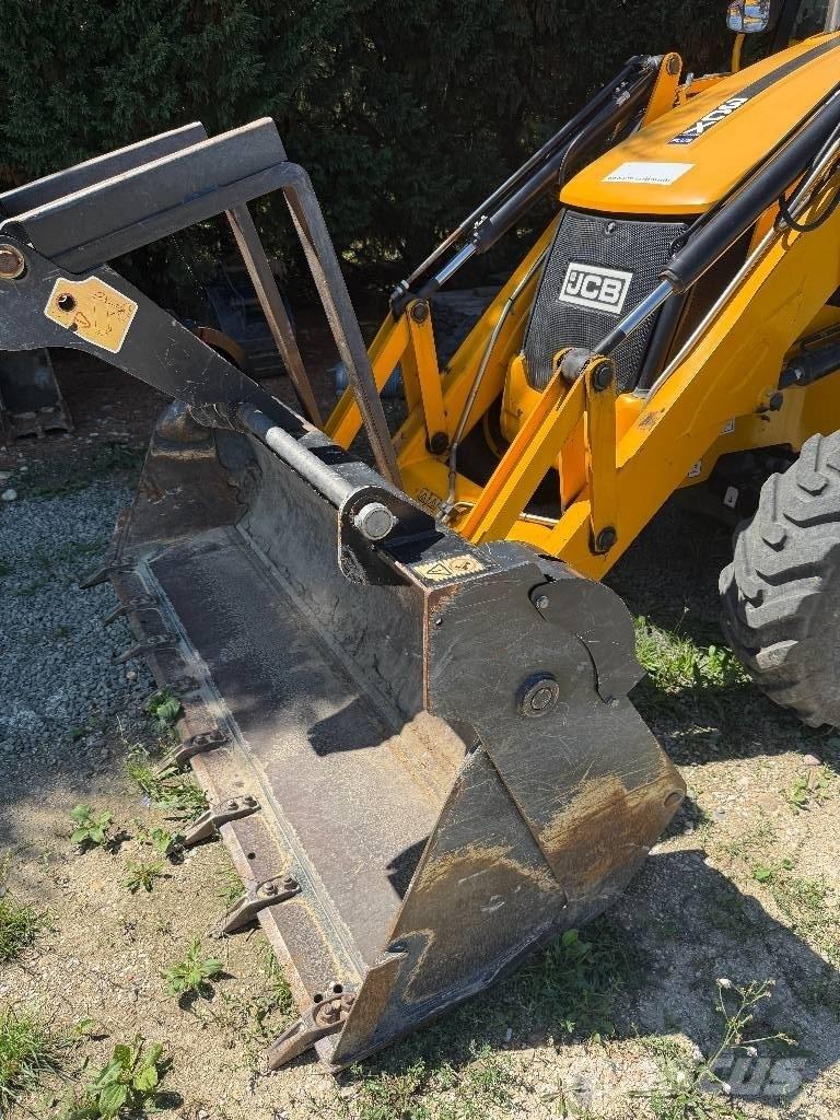 JCB 3 CX Rýpadlo-nakladače
