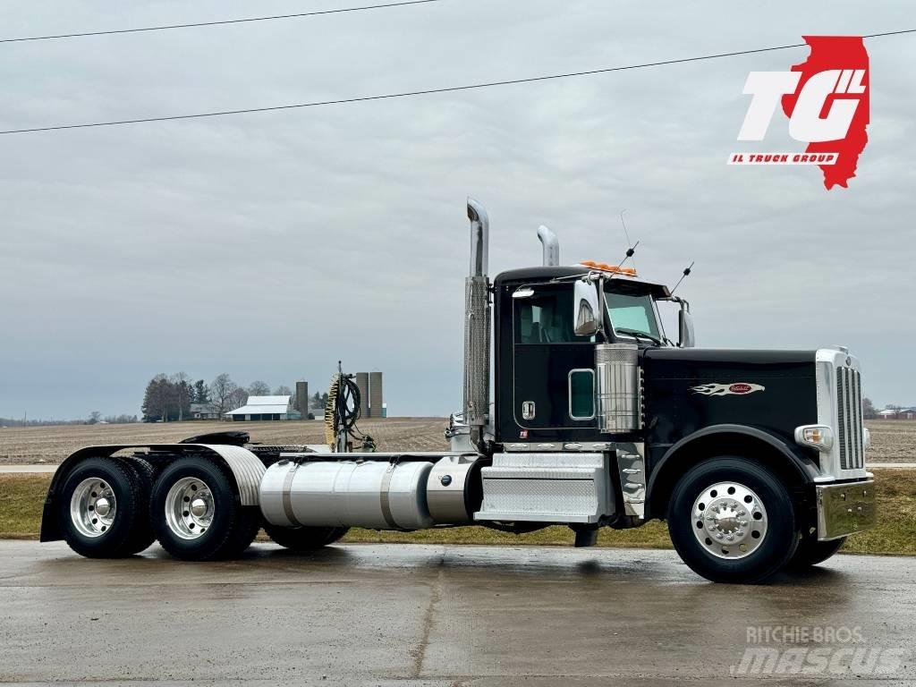Peterbilt 389 Tahače