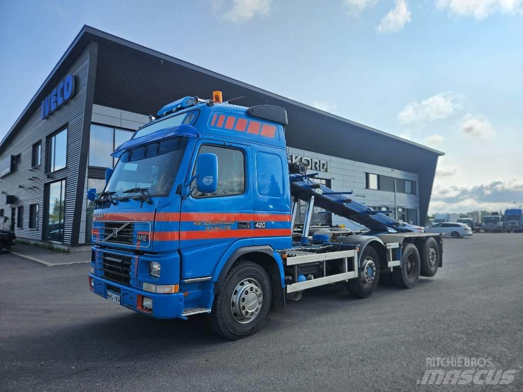 Volvo FM12 420 8x2 Lanový nosič kontejnerů