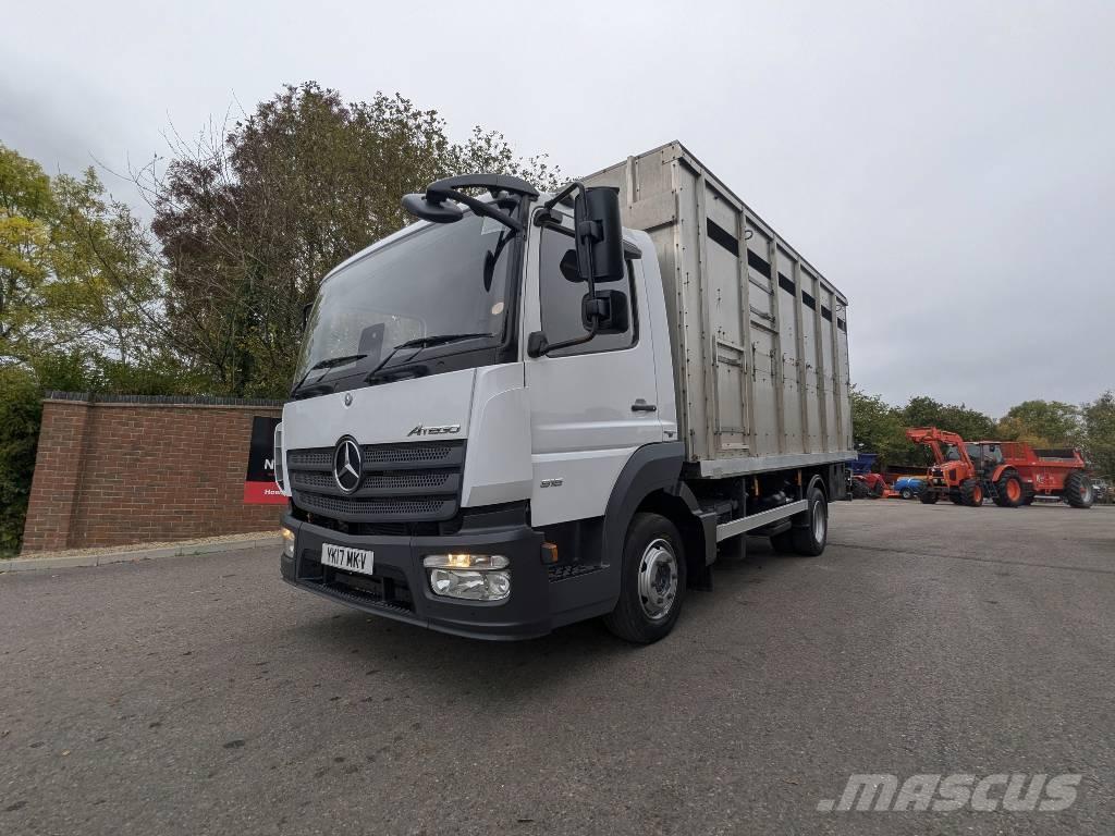 Mercedes-Benz 816 Skříňová nástavba