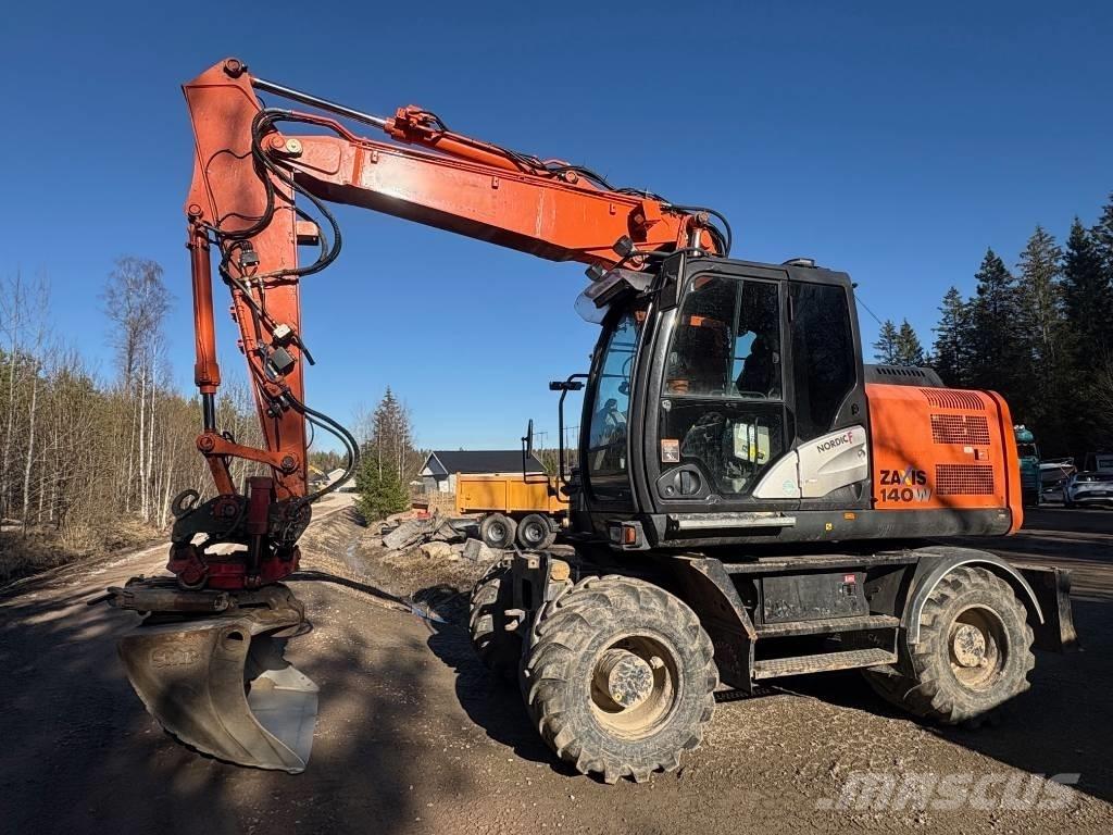 Hitachi ZX 140 W-5B Kolová rýpadla
