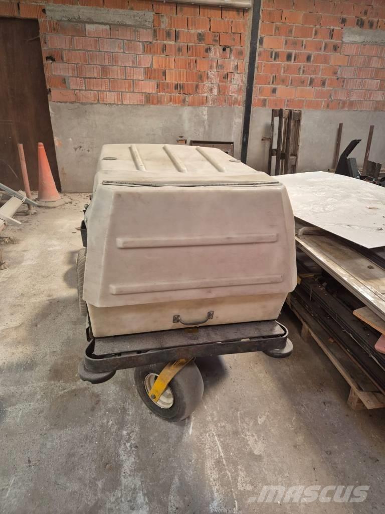 Walker Maaier Sekačky s nulovým poloměrem otáčení