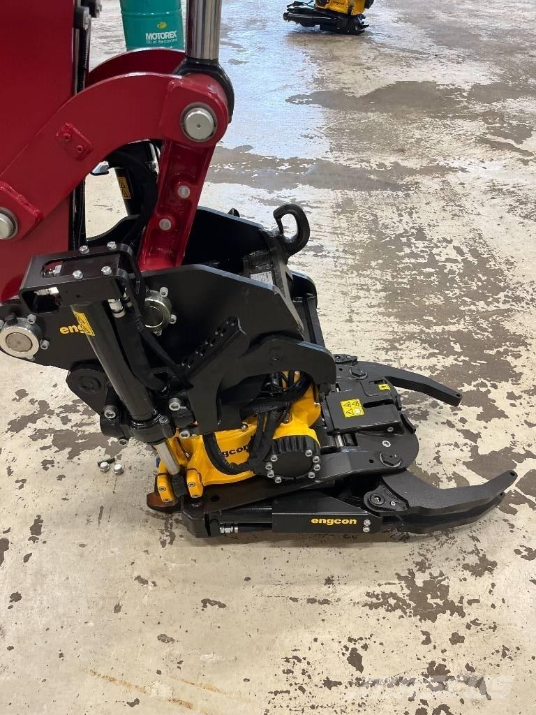 Yanmar B 95 W Kolová rýpadla