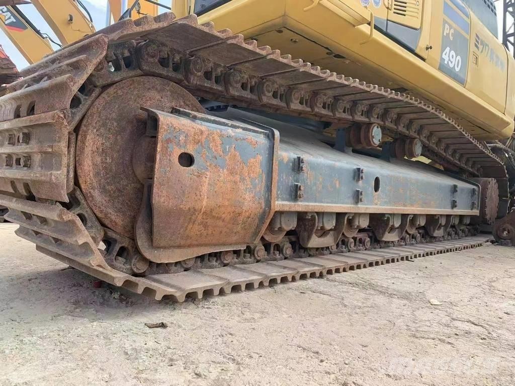 Komatsu PC490-10 Pásová rýpadla