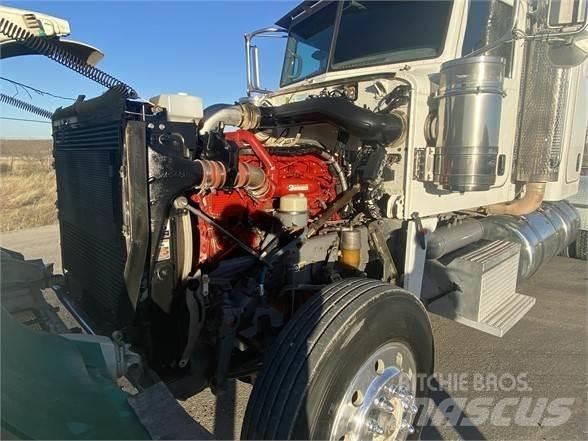 Peterbilt 367 Tahače