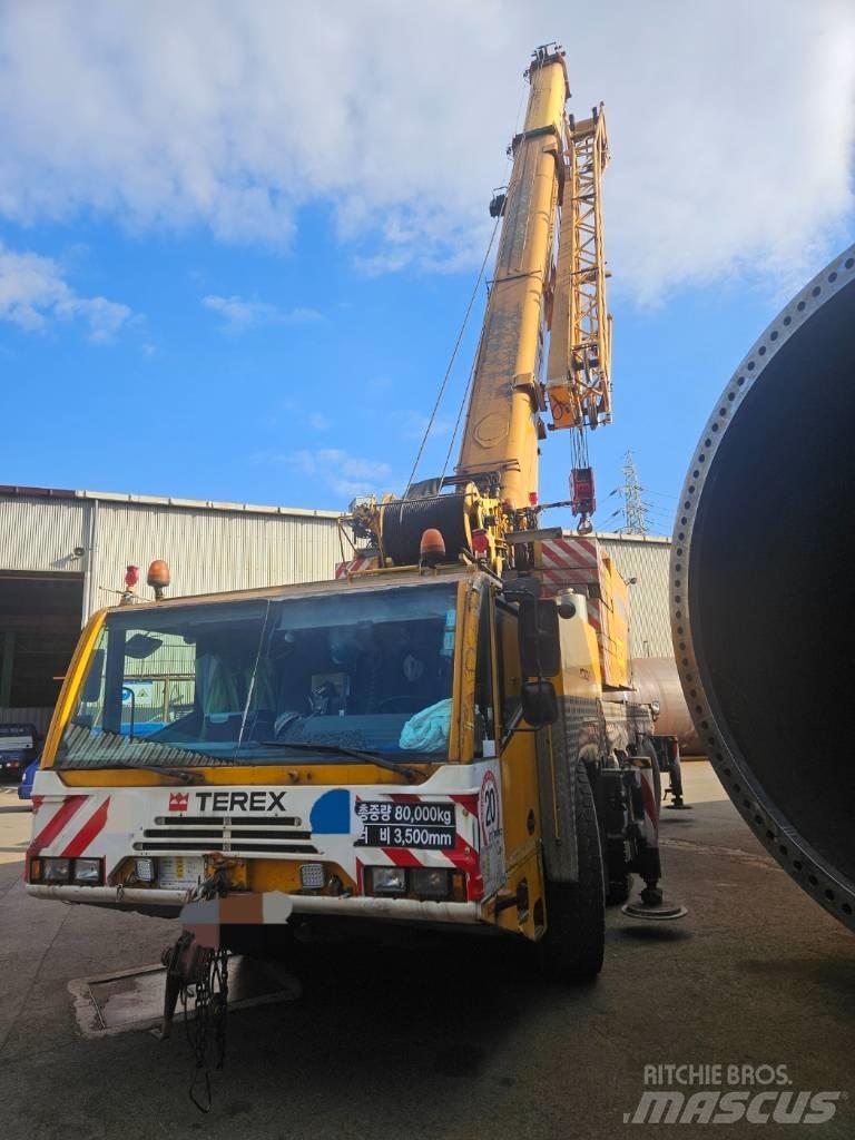 Demag AC 100 Univerzální terénní jeřáby