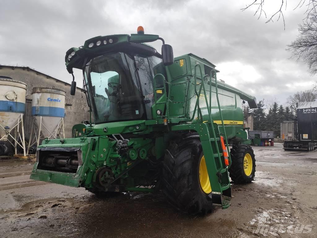 John Deere T 660 Sklízecí mlátičky
