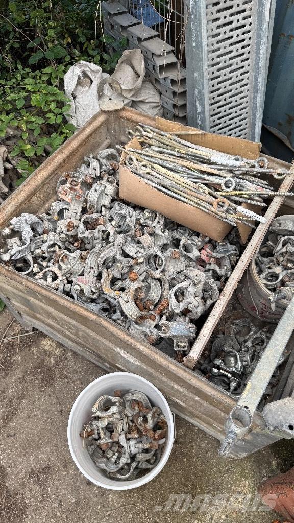  Rux Scaffolding Lešenářské zařízení