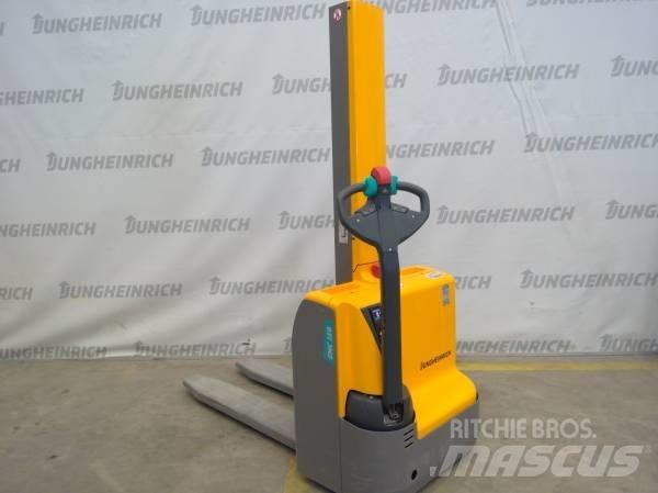 Jungheinrich EMC 110 Ručně vedené vysokozdvižné vozíky