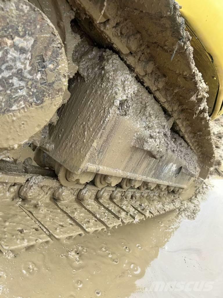 Komatsu PC 128 US Pásová rýpadla