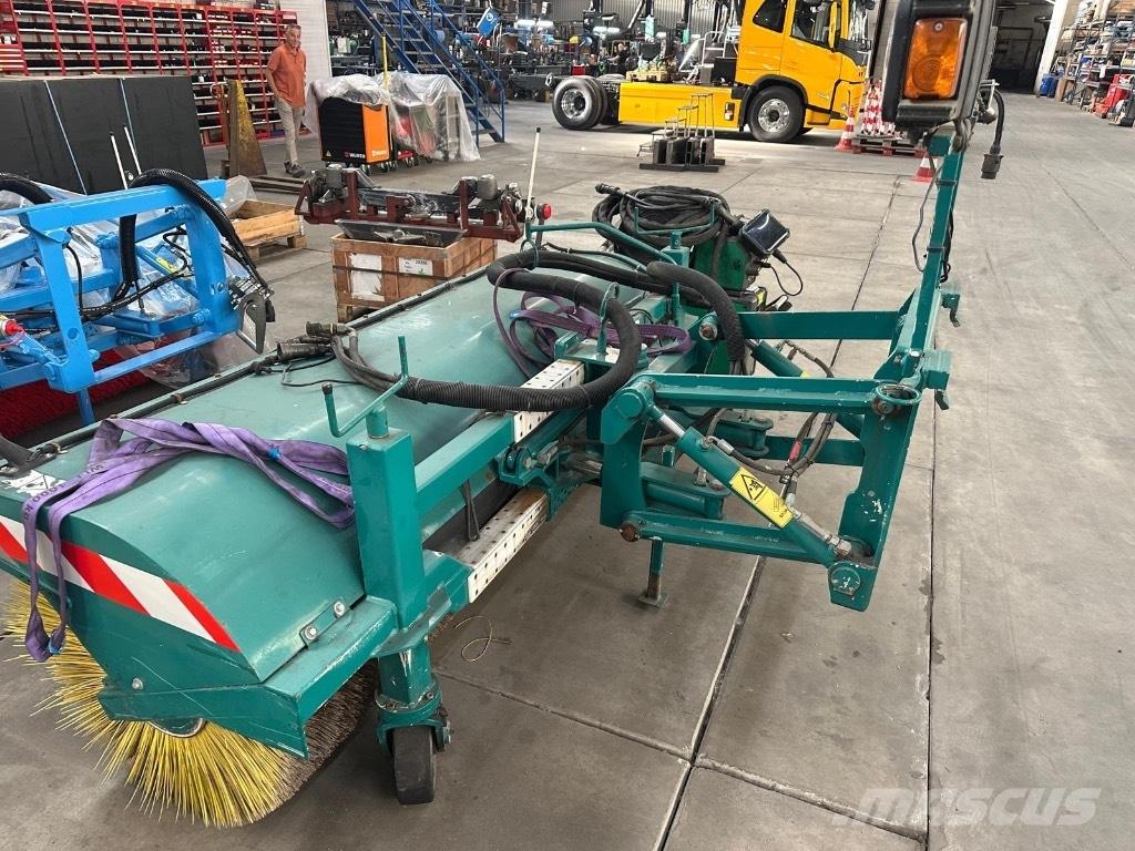 Burtec BB 235/80 S Zametací kartáče