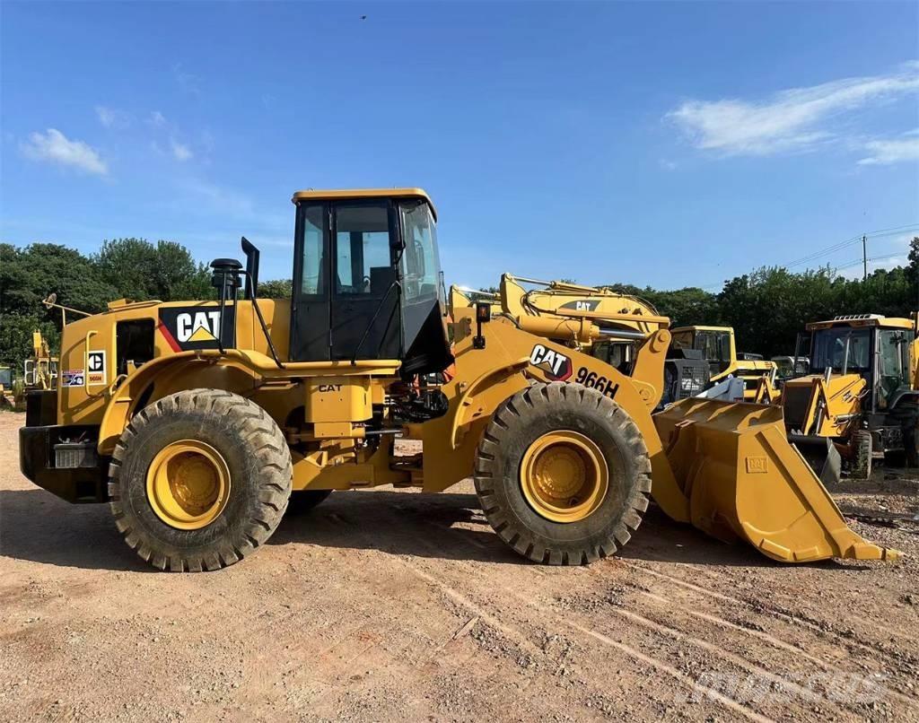 CAT 966 H Kolové nakladače