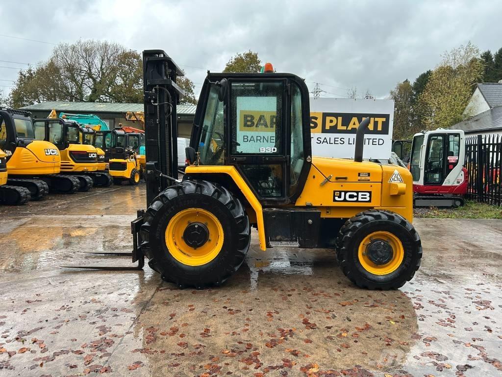 JCB 930 RTFL Terénní vysokozdvižné vozíky
