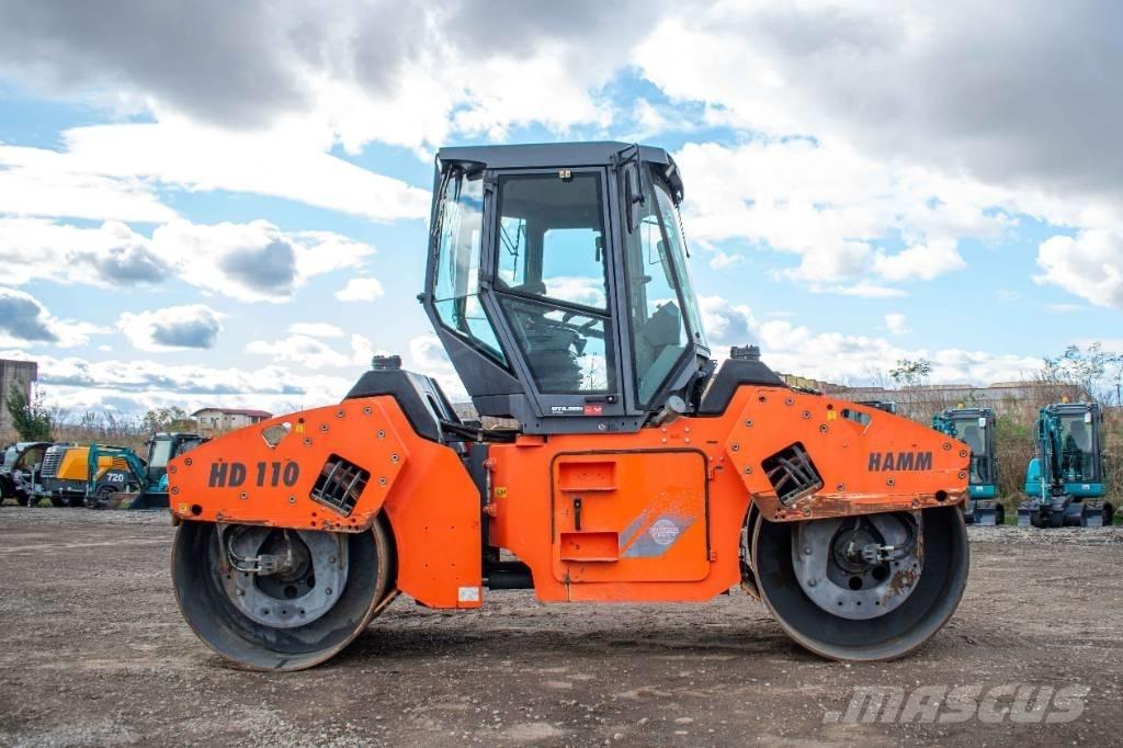 Hamm HD 110 Tandemové válce