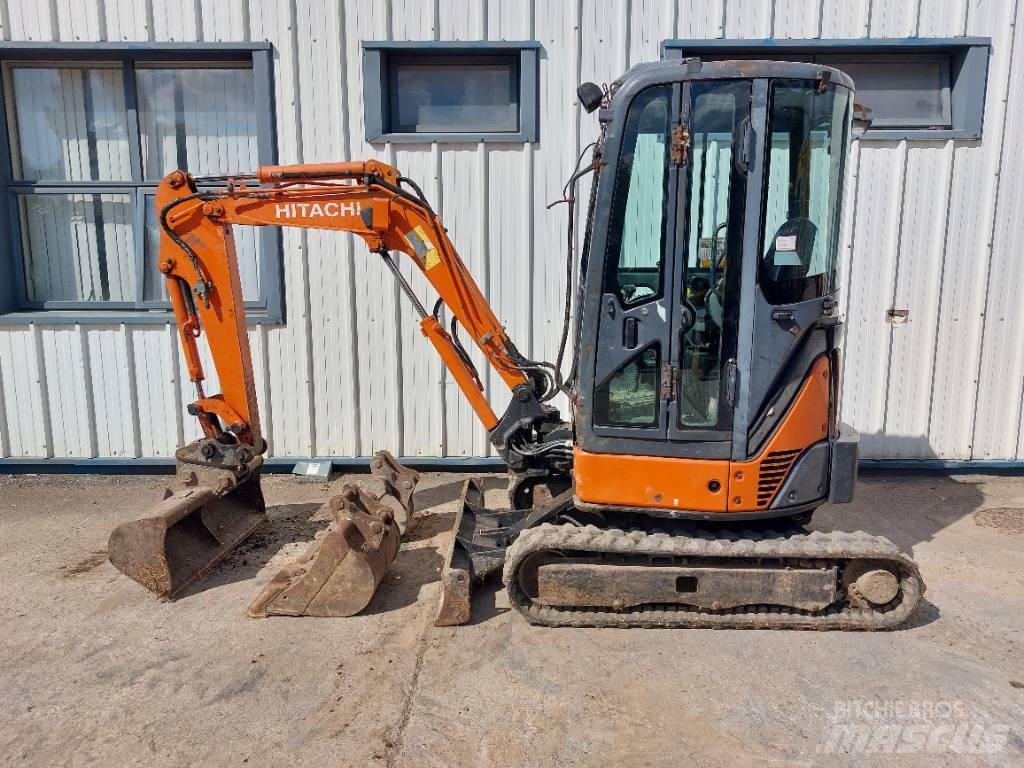 Hitachi ZX22U Mini rýpadla < 7t
