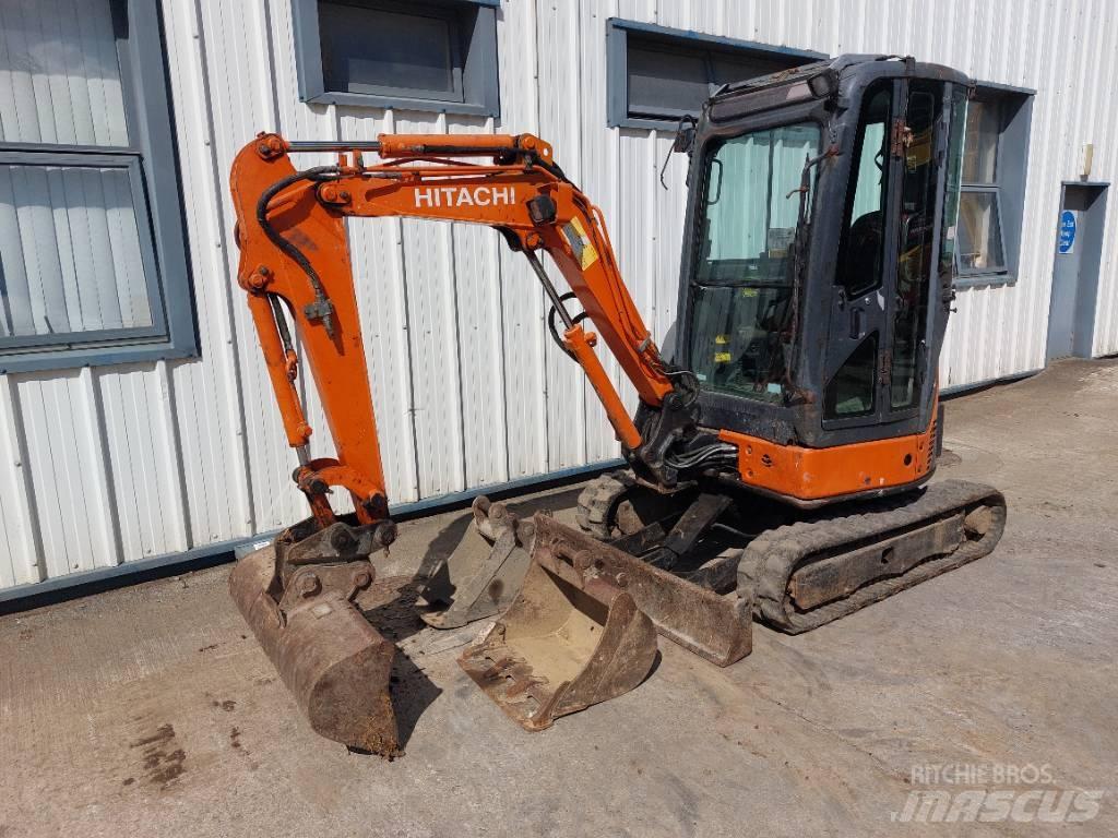 Hitachi ZX22U Mini rýpadla < 7t
