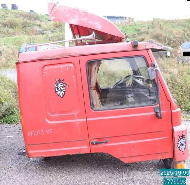 Scania P 82 M Kabiny a interiér