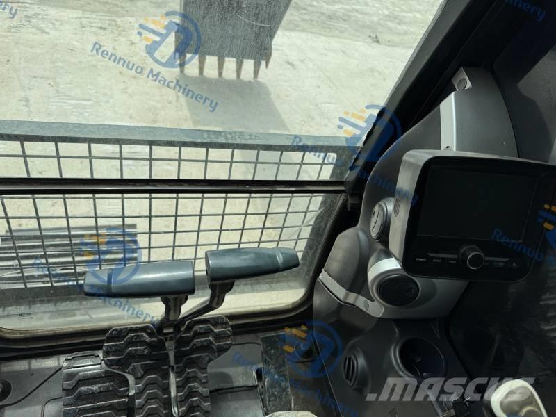 Hyundai 225 LC-9S Pásová rýpadla