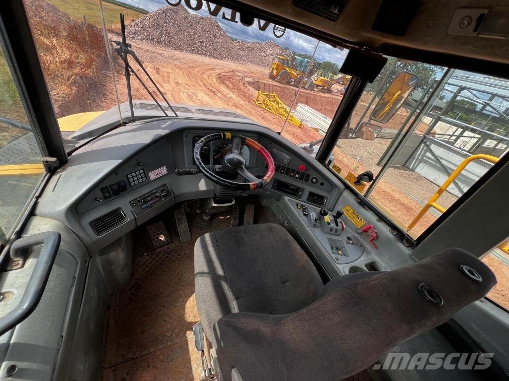 Volvo A 25 D Kloubové dempry