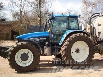 New Holland TM 165 Traktory