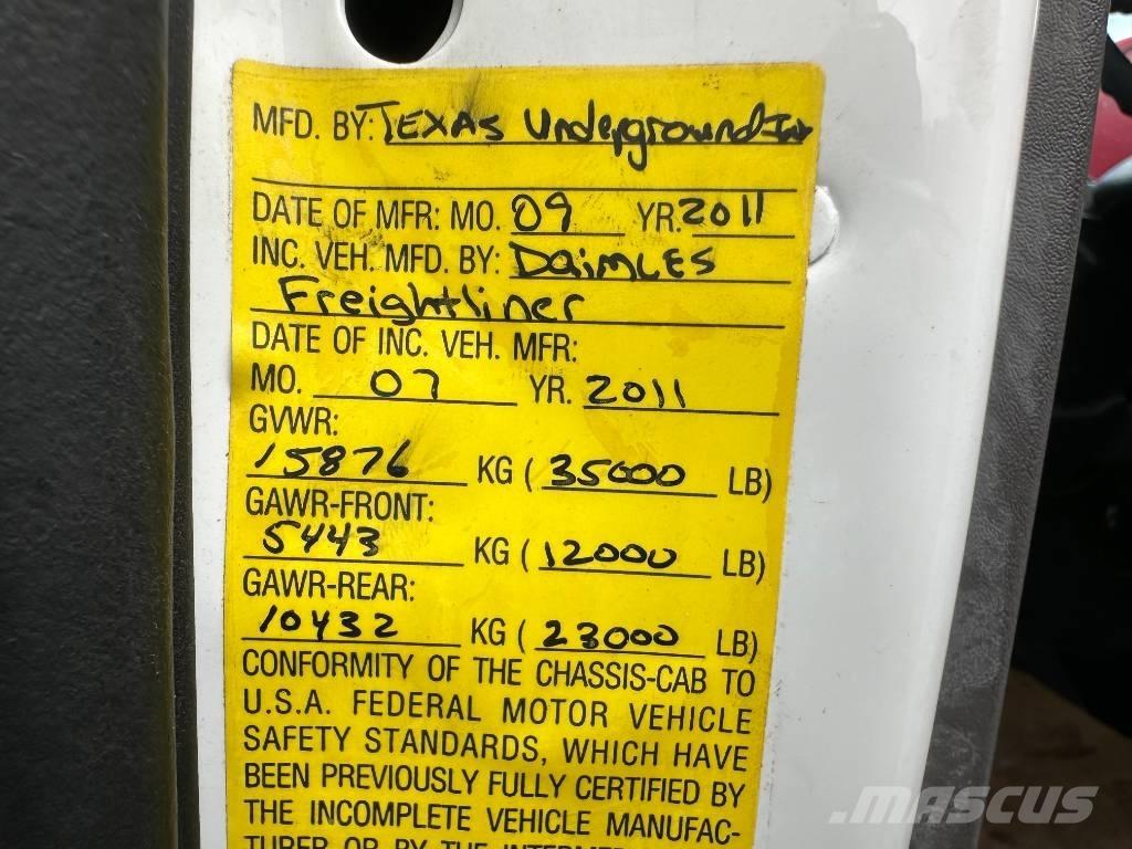 Freightliner M2 Kombinované/Čerpací cisterny