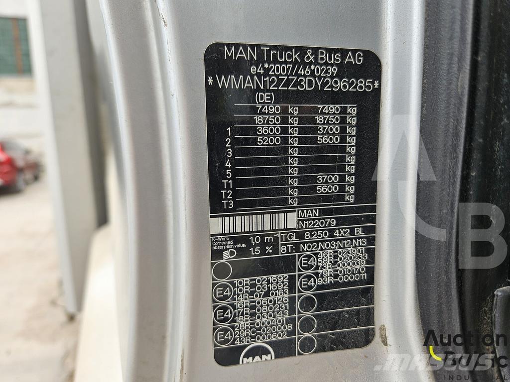 MAN TGL8.250 Zaplachtované vozy