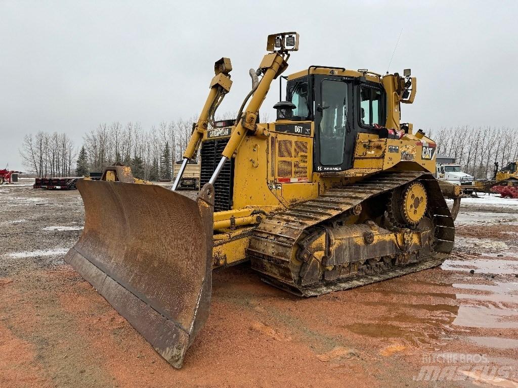 CAT D 6 T XW Pásové dozery