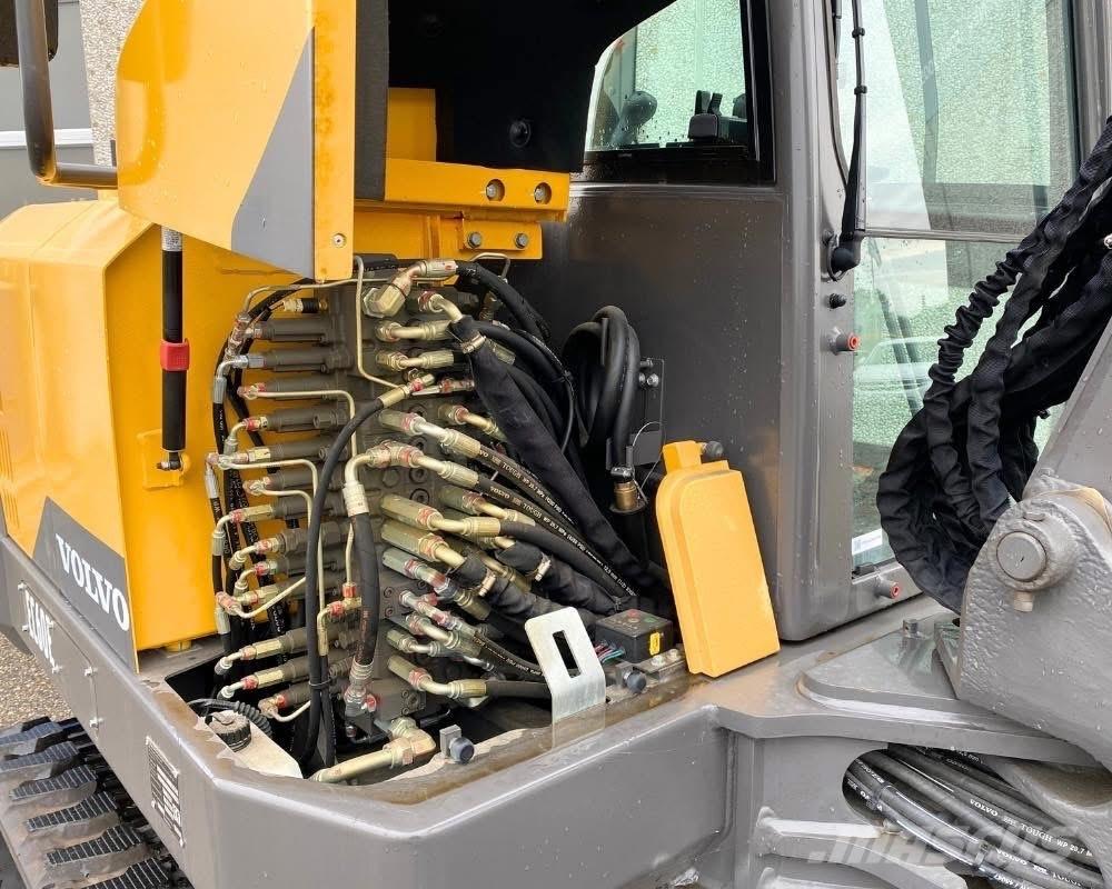 Volvo EC 60 E Midi rýpadla 7t - 12t