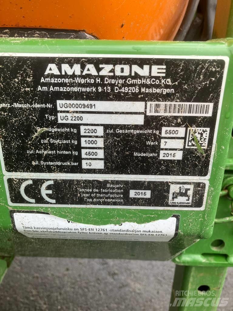 Amazone UG 2200 Tažené postřikovače