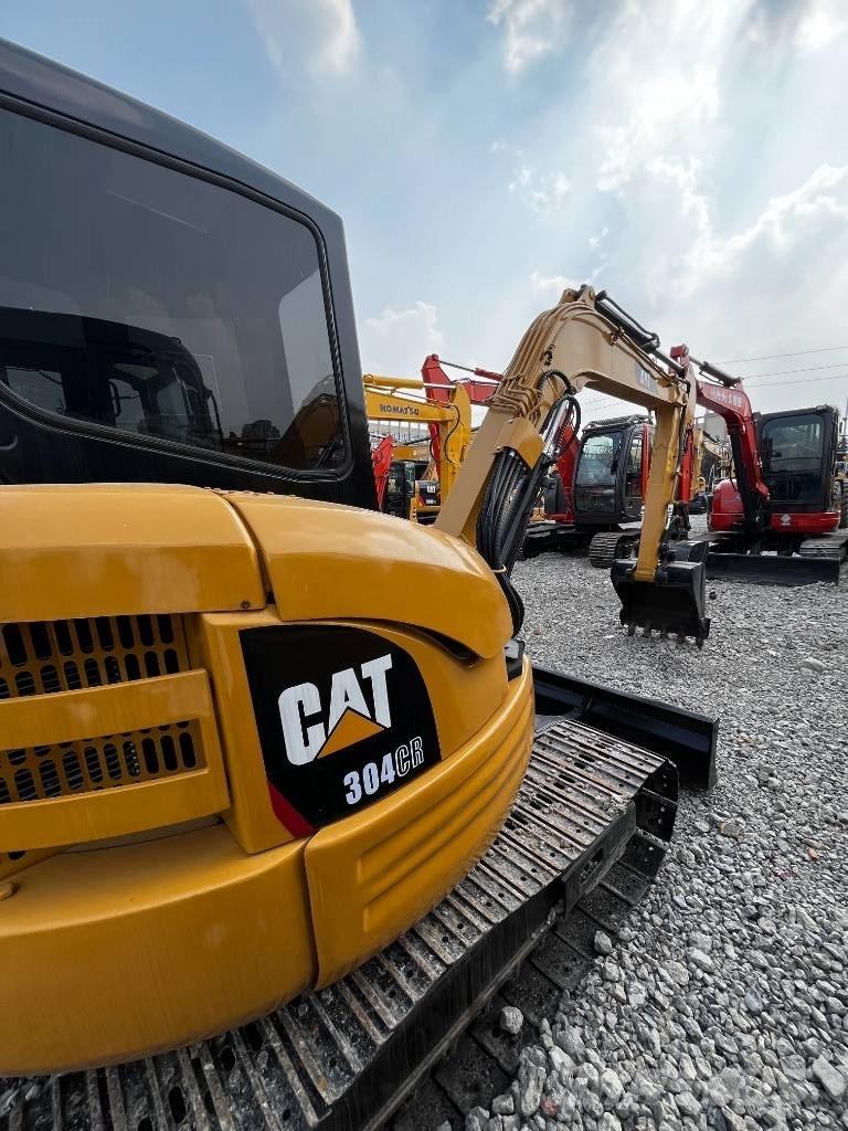 CAT 304 CR Mini rýpadla < 7t