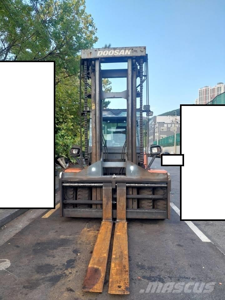 Doosan D 160 S-5 Dieselové vozíky