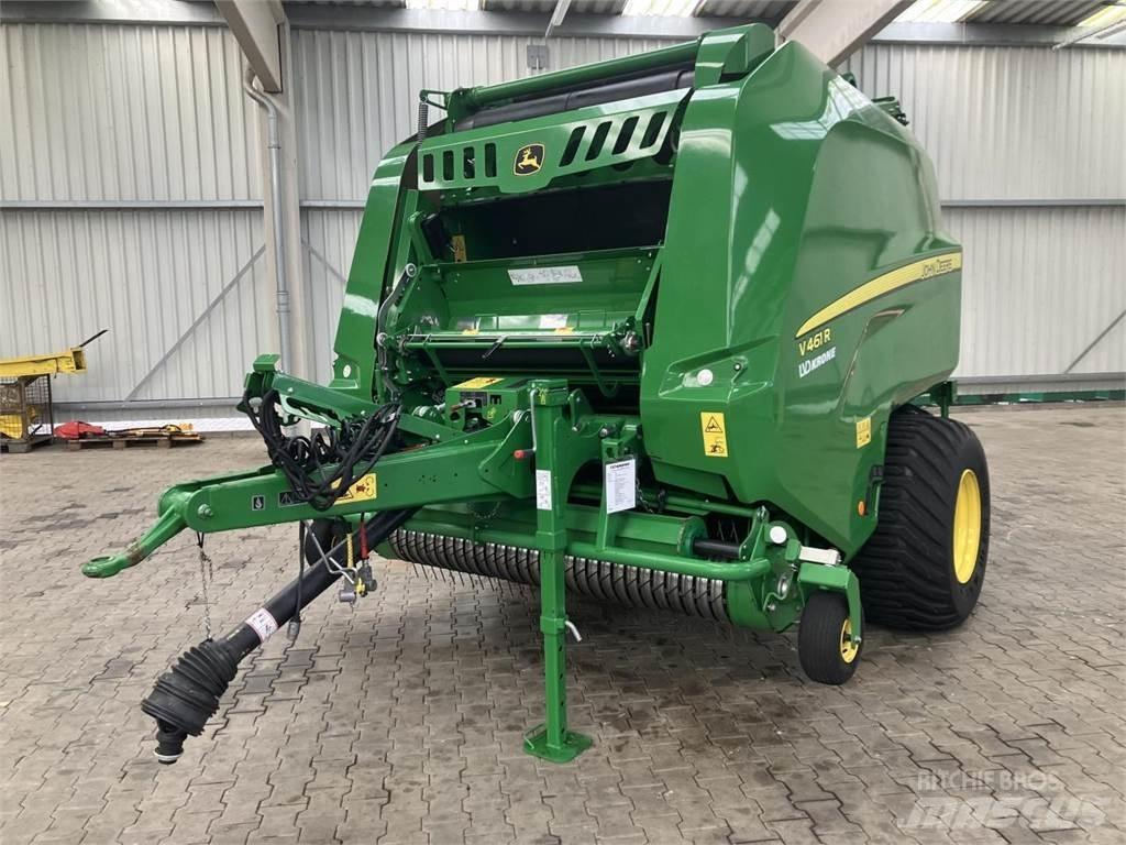 John Deere V461R Lis na válcové balíky