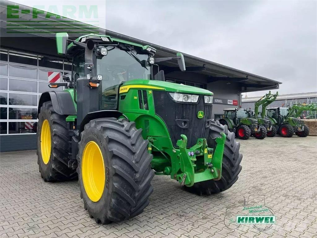 John Deere 7r 330 Traktory