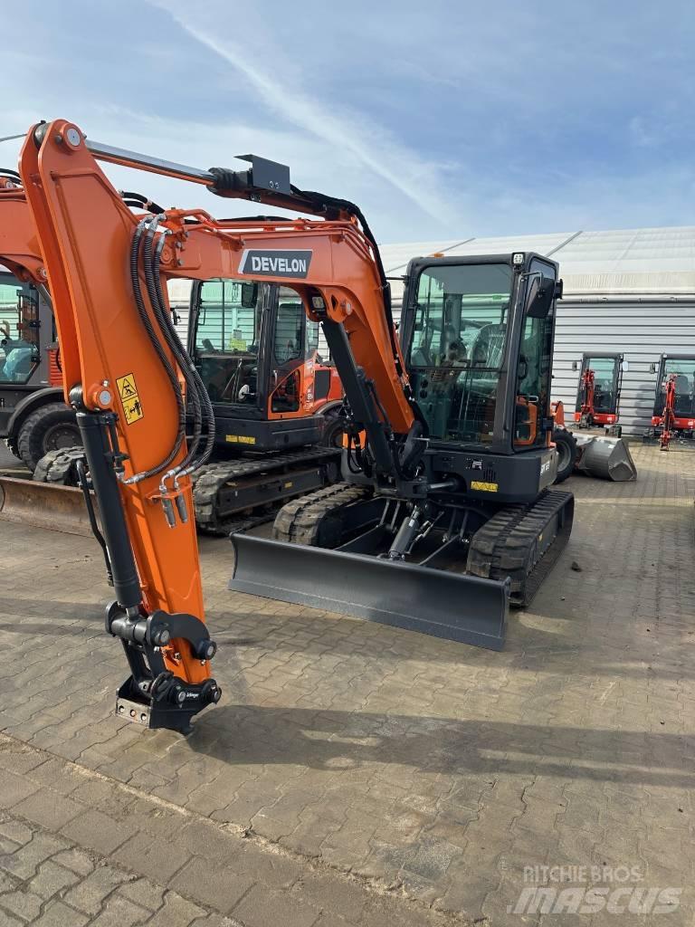 Develon DX 63-7 Mini rýpadla < 7t