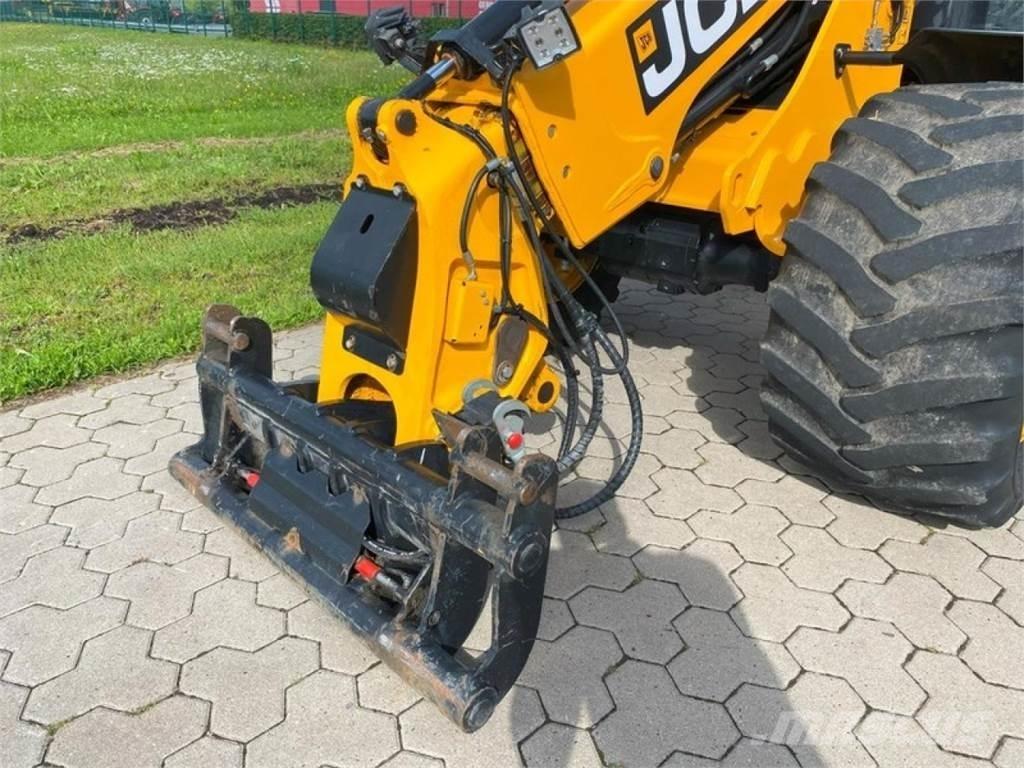 JCB TM 220 - 40 KM/H Teleskopické nakladače pro zemědělství