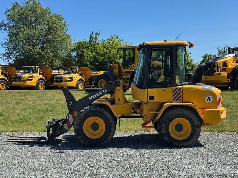 Volvo L 35 G Kolové nakladače