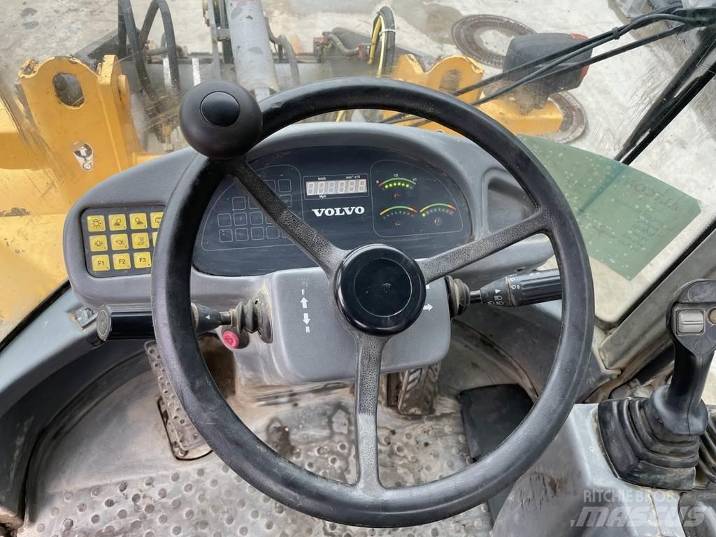 Volvo L 30 ZX Kolové nakladače