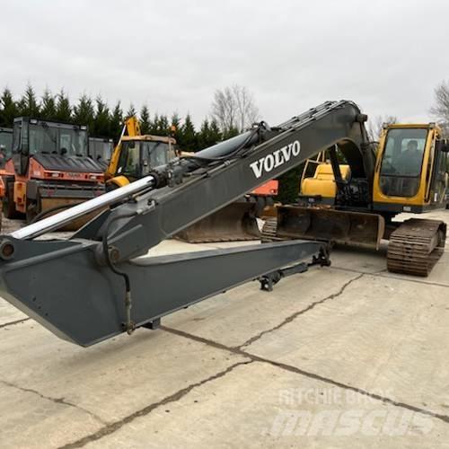 Volvo EC 240 LR Pásová rýpadla
