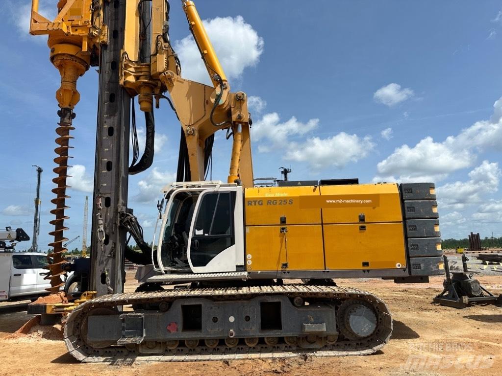 Bauer RTG RG 25 S Velké vrtací stroje