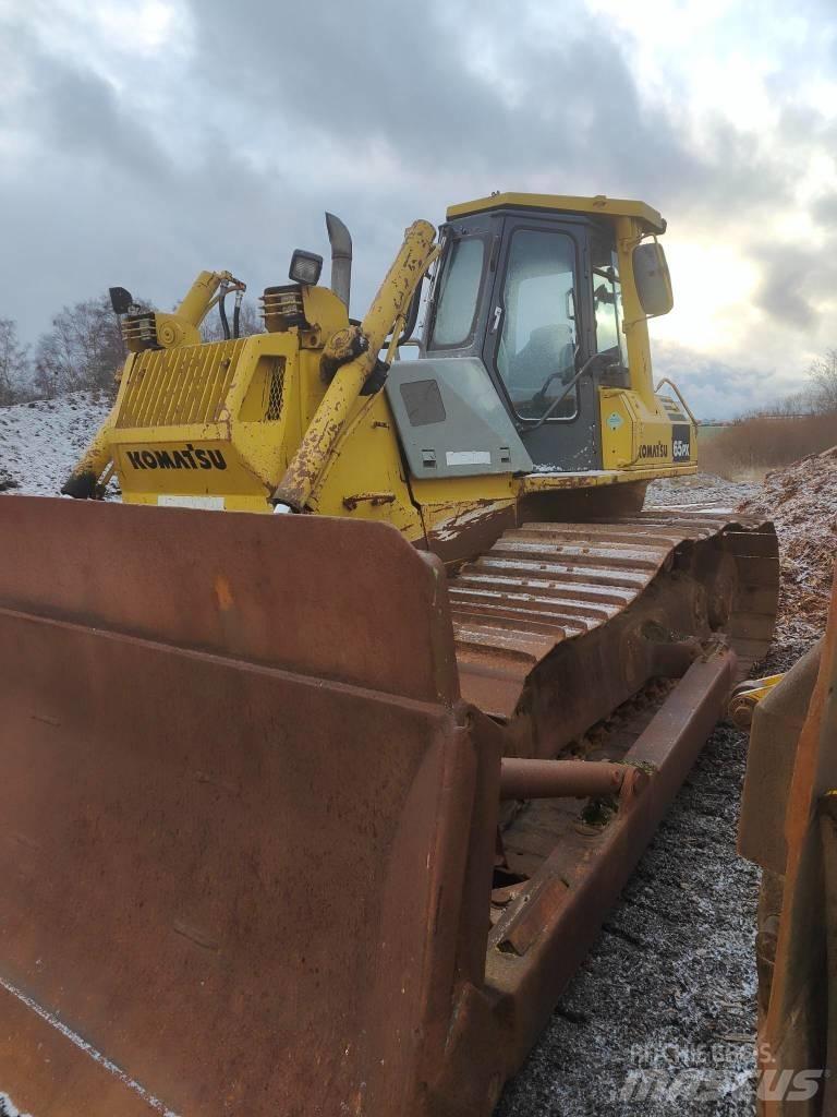Komatsu D 65 PX-12 Pásové dozery