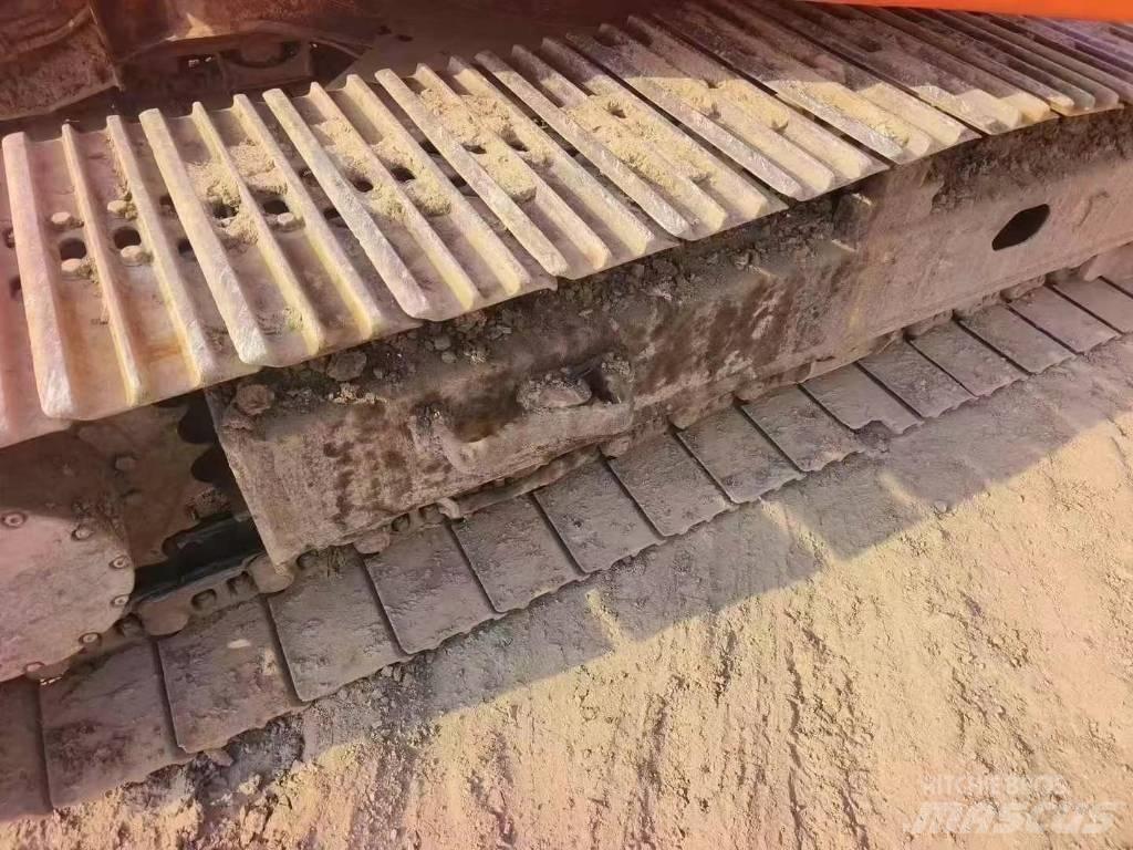 Doosan DH150 Pásová rýpadla