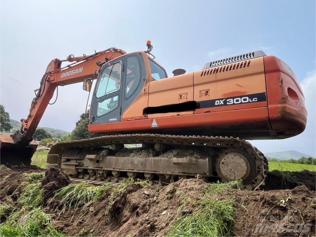 Doosan Dx300 Pásová rýpadla