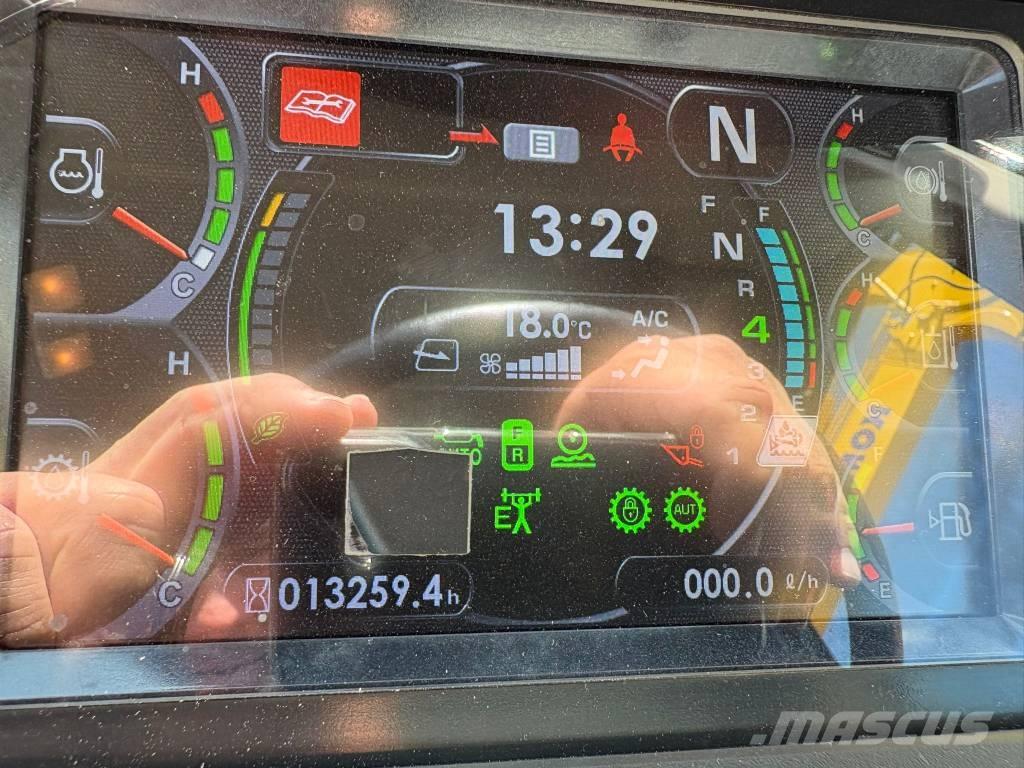 Komatsu WA 470-8 Kolové nakladače