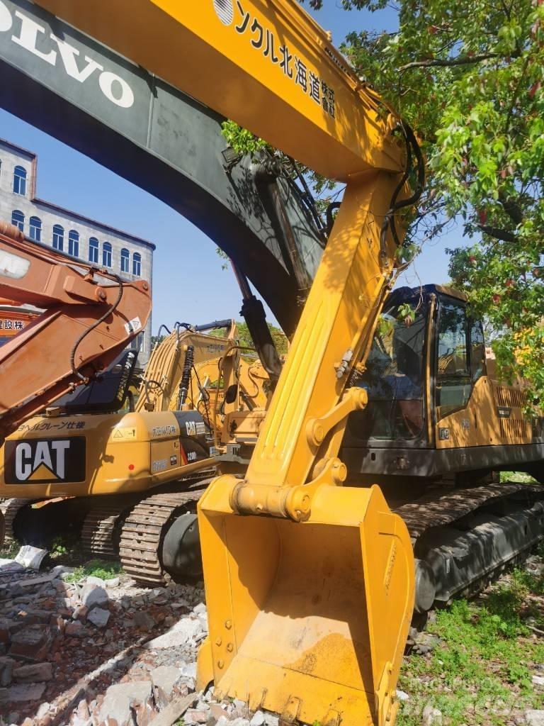 Komatsu PC 220-7 Pásová rýpadla