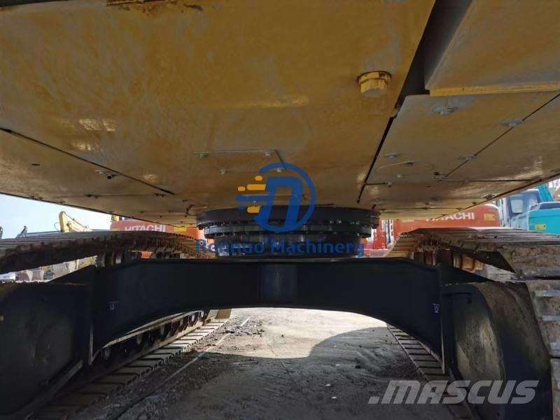 Komatsu PC360-7 Pásová rýpadla
