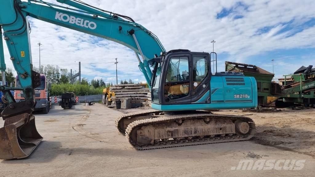 Kobelco SK 210 LC Pásová rýpadla