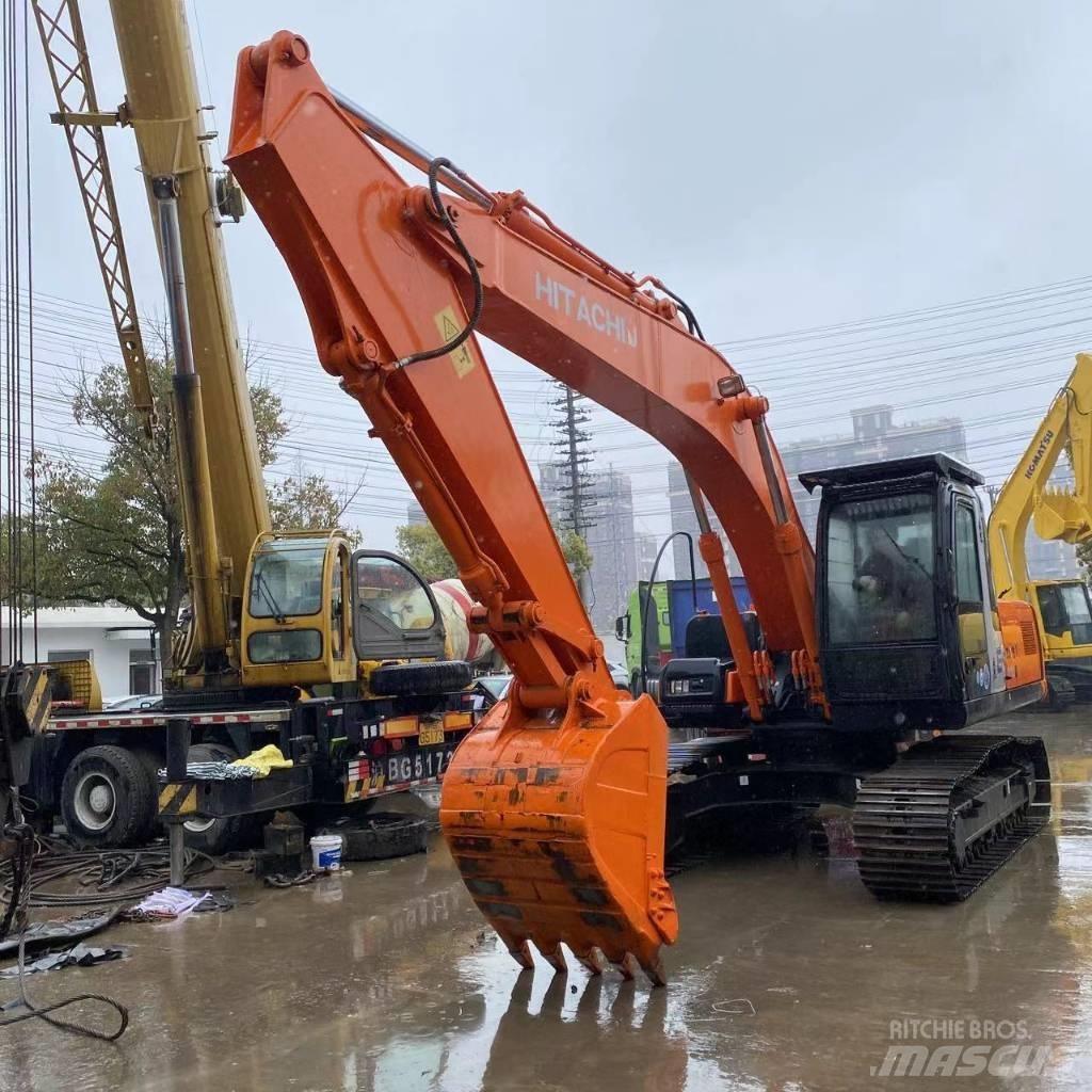 Hitachi ZX 210 Pásová rýpadla