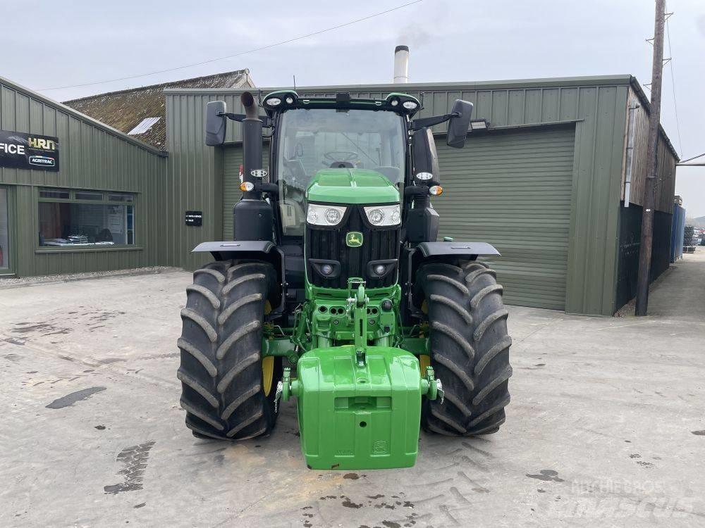 John Deere 6R 250 Traktory